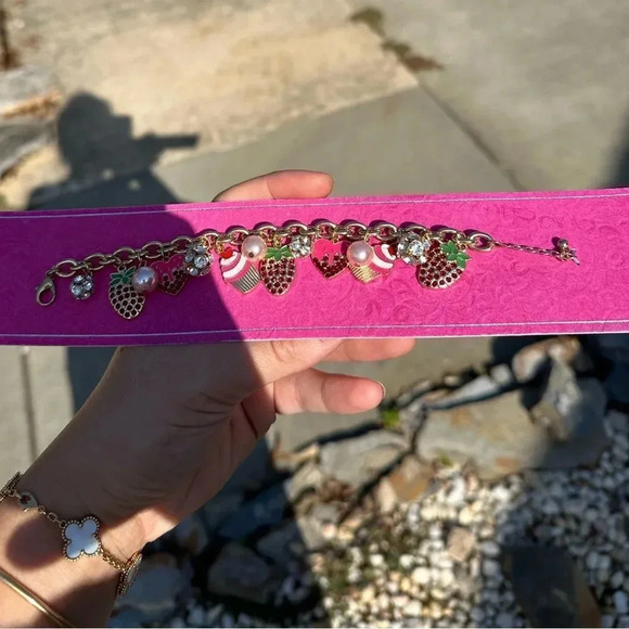 Strawberry Cupcake Gold Crystal Imitation Pearl Sweets Charm Bracelet - Picture 2 of 4